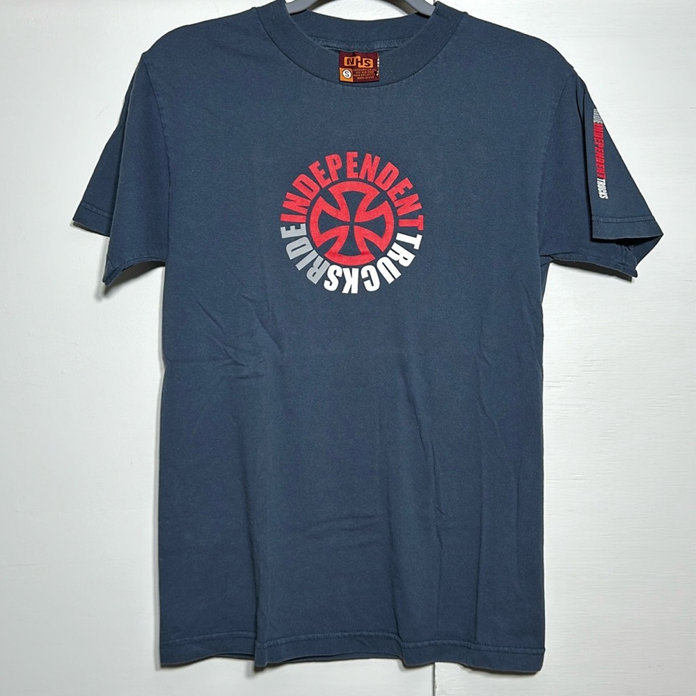 Independent trucks ride sk8 T-shirt